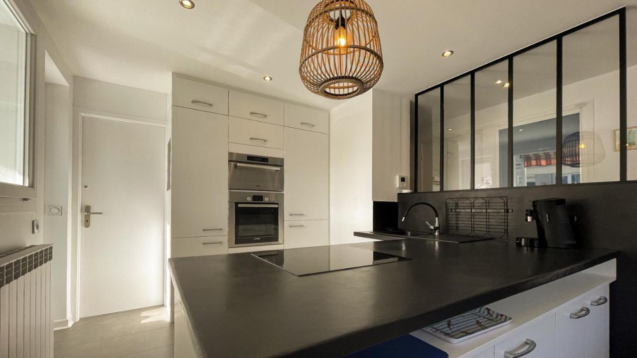 Homey Montaigne - New - A 1 Min A Pied Du Lac D'Annecy - 2 Balcons Prives - Appartement Avec 2 Chambres - Stationnement Gratuit Toute L'Annee Sauf En Ete - Juin A Aout Экстерьер фото