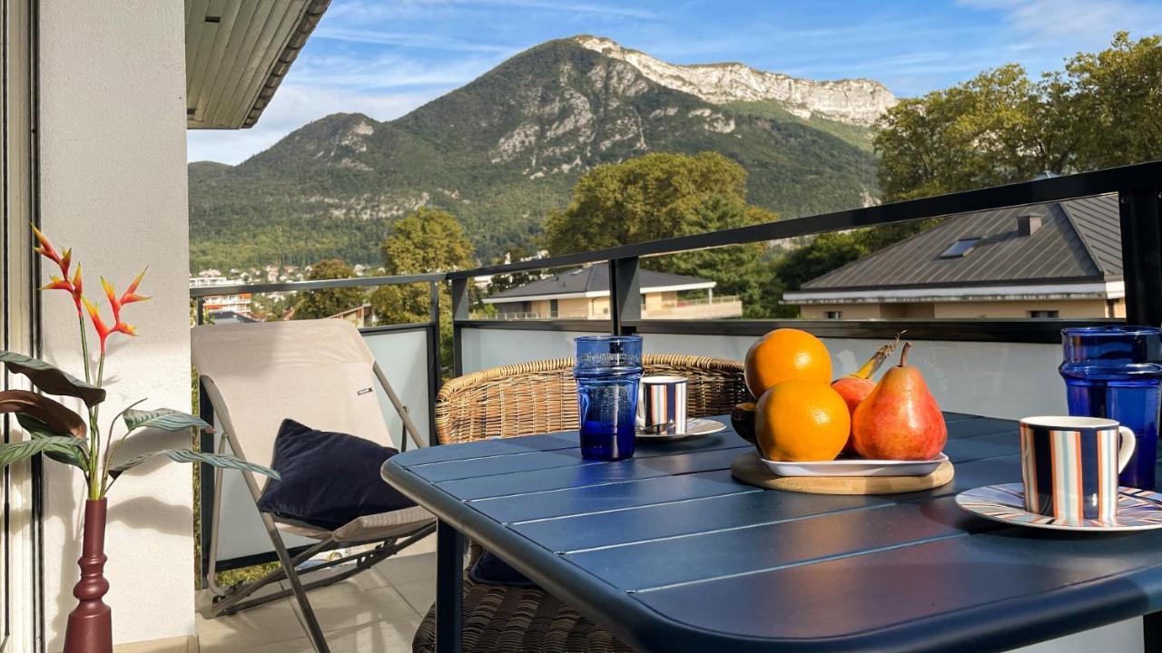Homey Montaigne - New - A 1 Min A Pied Du Lac D'Annecy - 2 Balcons Prives - Appartement Avec 2 Chambres - Stationnement Gratuit Toute L'Annee Sauf En Ete - Juin A Aout Экстерьер фото