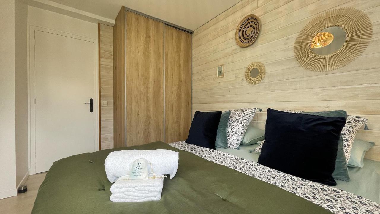 Homey Montaigne - New - A 1 Min A Pied Du Lac D'Annecy - 2 Balcons Prives - Appartement Avec 2 Chambres - Stationnement Gratuit Toute L'Annee Sauf En Ete - Juin A Aout Экстерьер фото