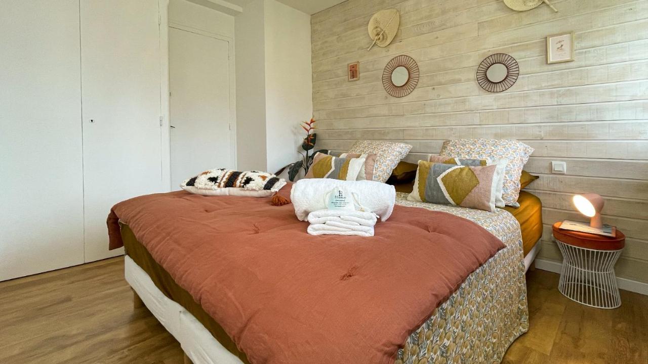 Homey Montaigne - New - A 1 Min A Pied Du Lac D'Annecy - 2 Balcons Prives - Appartement Avec 2 Chambres - Stationnement Gratuit Toute L'Annee Sauf En Ete - Juin A Aout Экстерьер фото
